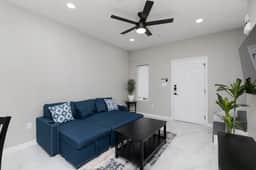 Hummingbird Apt 10