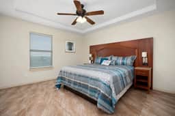 Hummingbird Apt 3 | Stylish Retreat Minutes from Popular Shopping Spots | Wifi | 2Bed + Sofa-bed | 2.5 Bath and Patio